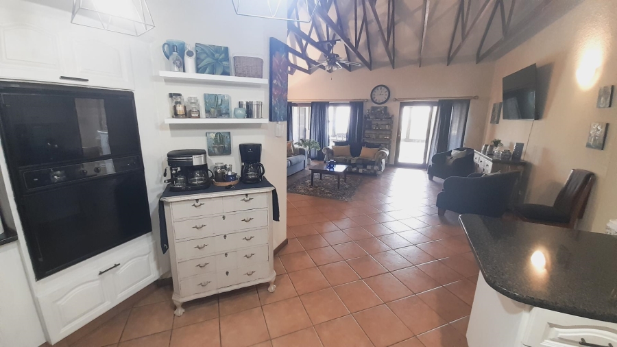 3 Bedroom Property for Sale in Kosmos Ridge North West